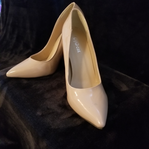 JOJO CAT SIZE 39 SHOES - Picture 2 of 8